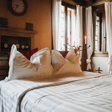 Bagolari Bed & Breakfast 4*