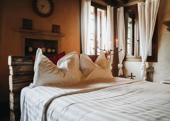 Bagolari Bed & Breakfast 4*